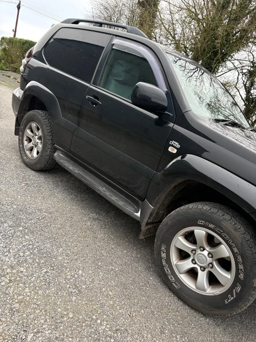 Toyota Land Cruiser 2007 - Image 3