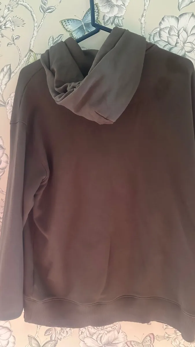 Men’s hoody medium - Image 2