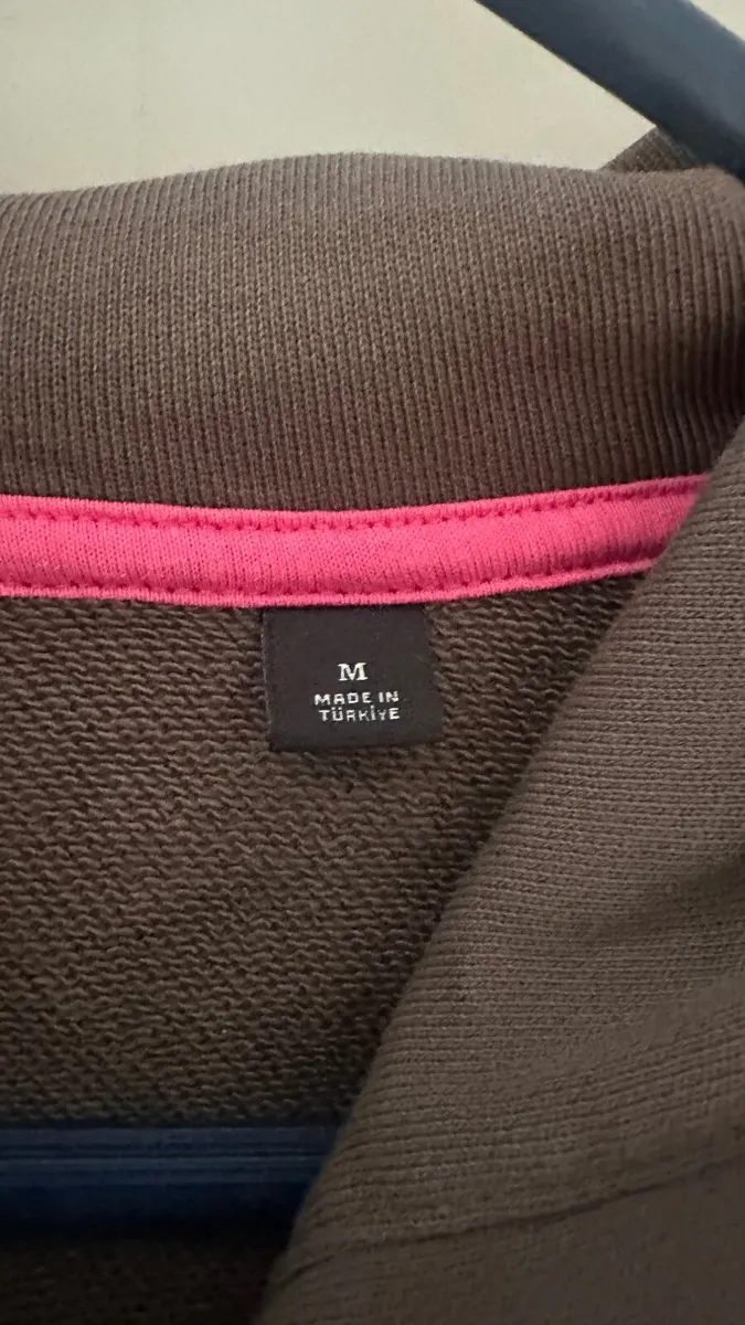 Men’s hoody medium - Image 4