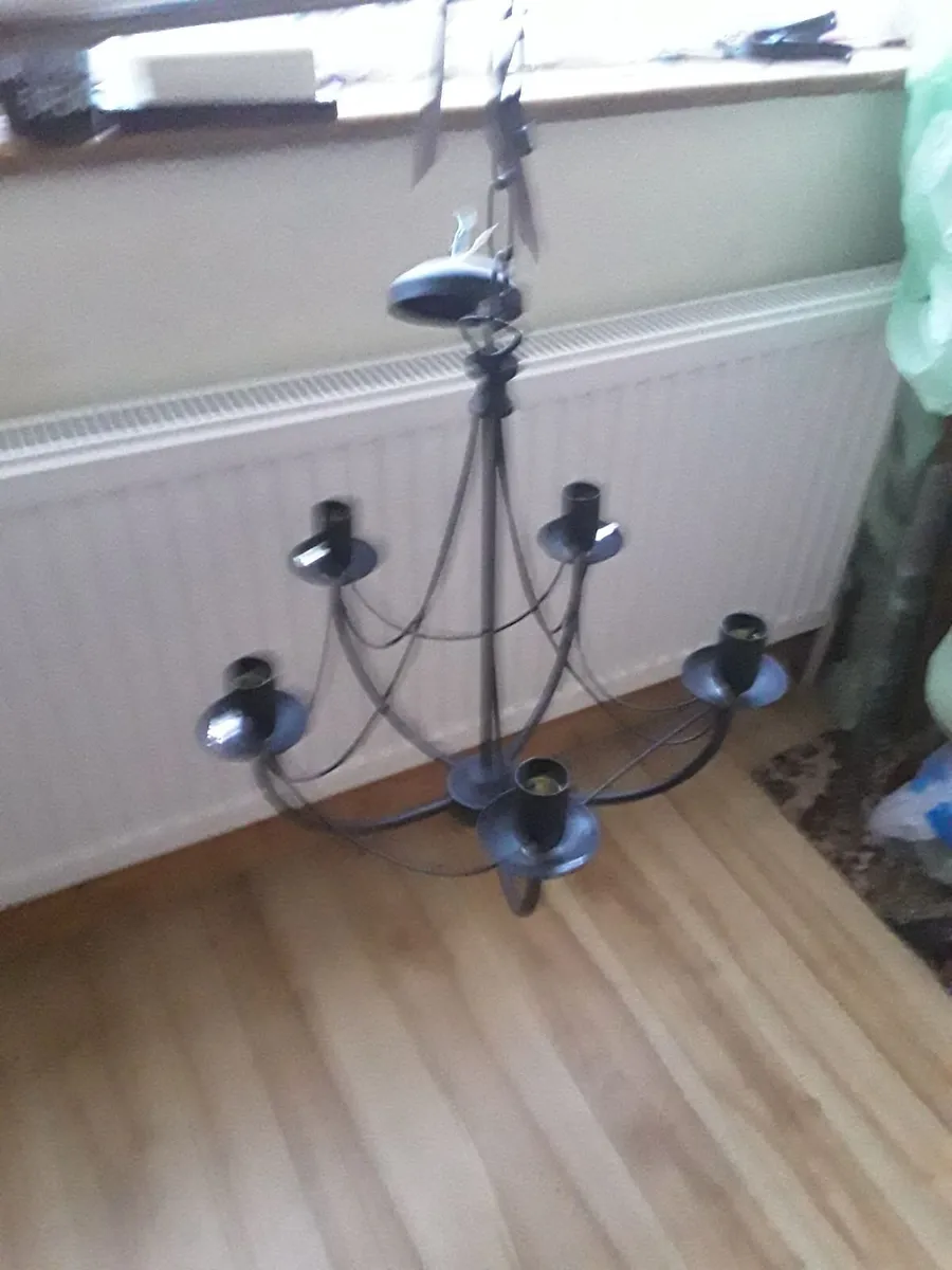 Black metal 5 candlestick pendant light - Image 1