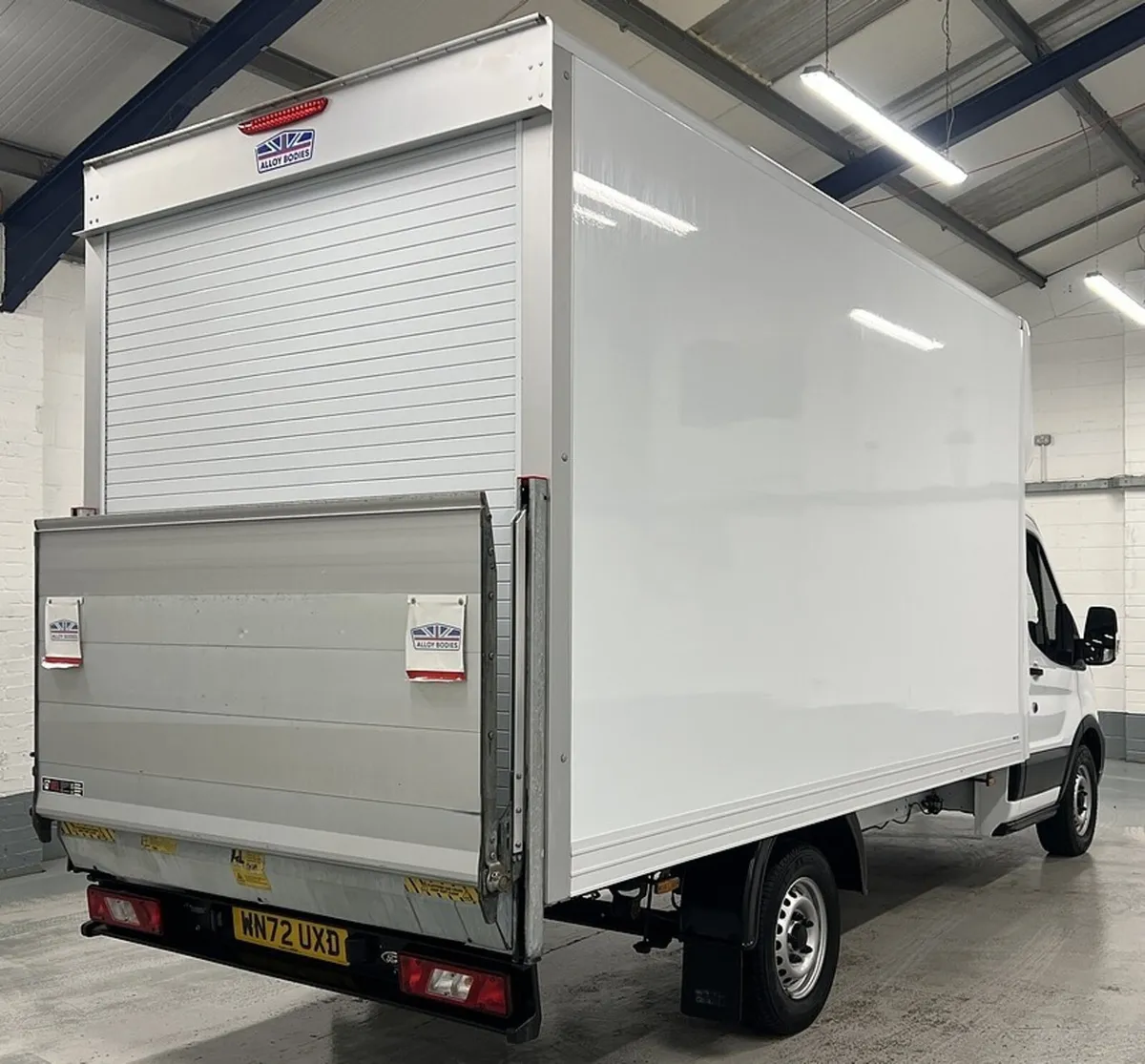2022 Ford Transit Luton Box Van - Image 4