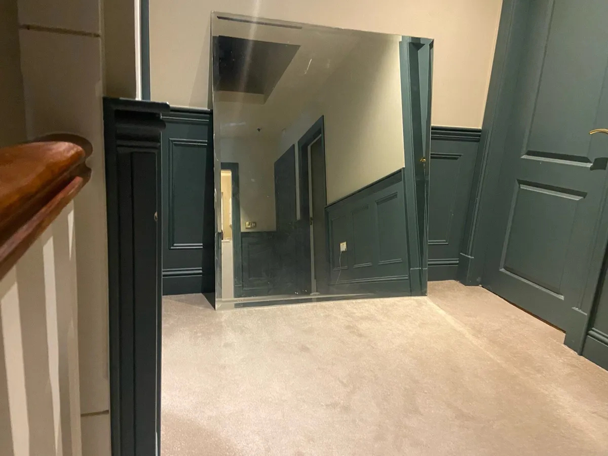 Glass Mirror - Image 2