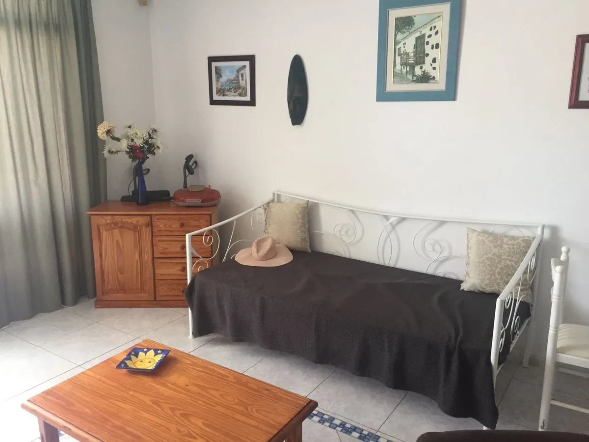 Holiday apartment to rent in Puerto del Carmen - Image 2