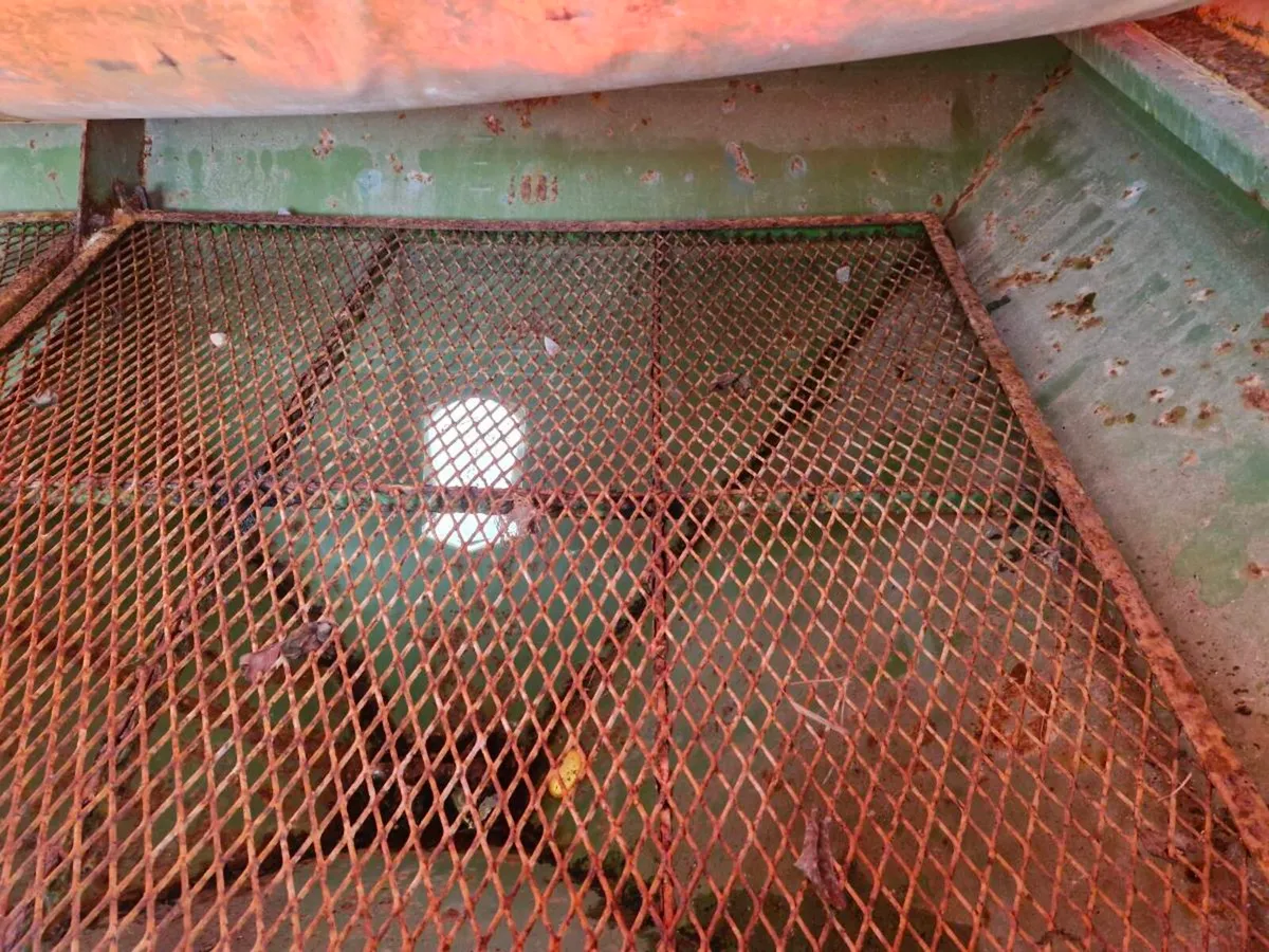 Amazone ZA-U 1501 Spreader - Image 3