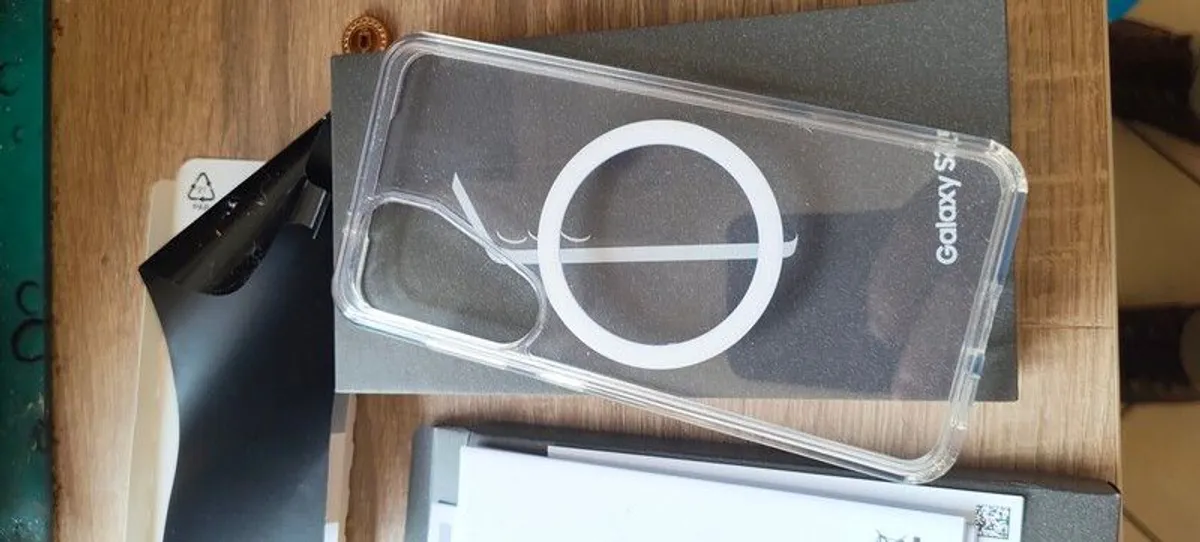 1 week old samsung s25 unlocked - Image 4