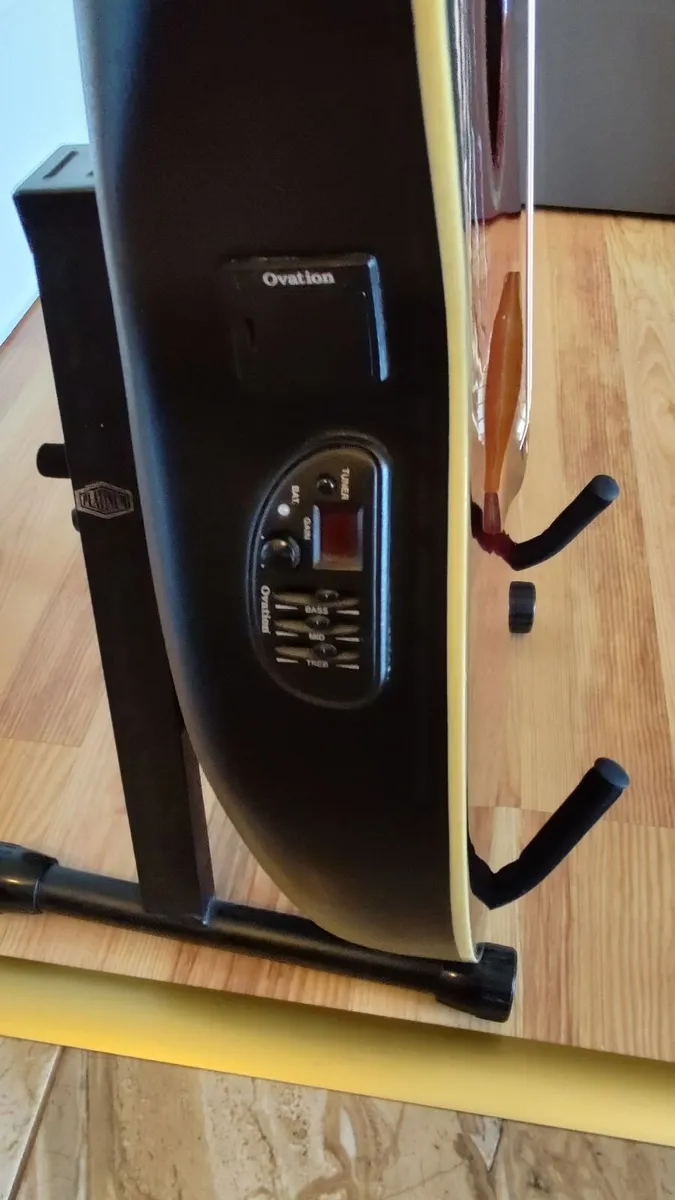 Ovation Celebrity CC24 Acoustic-Electric Guitar - Image 3