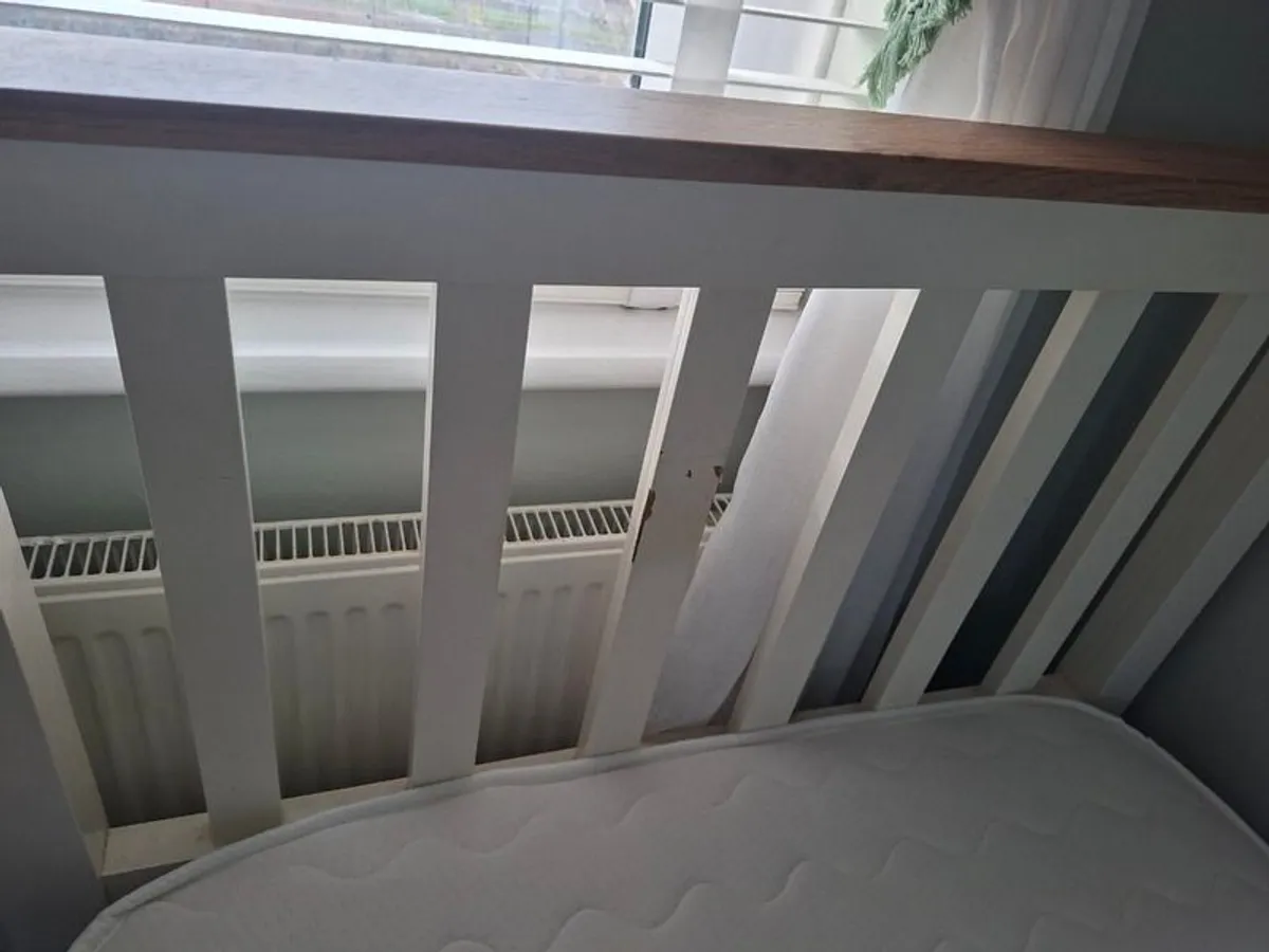 Single bed - Image 4