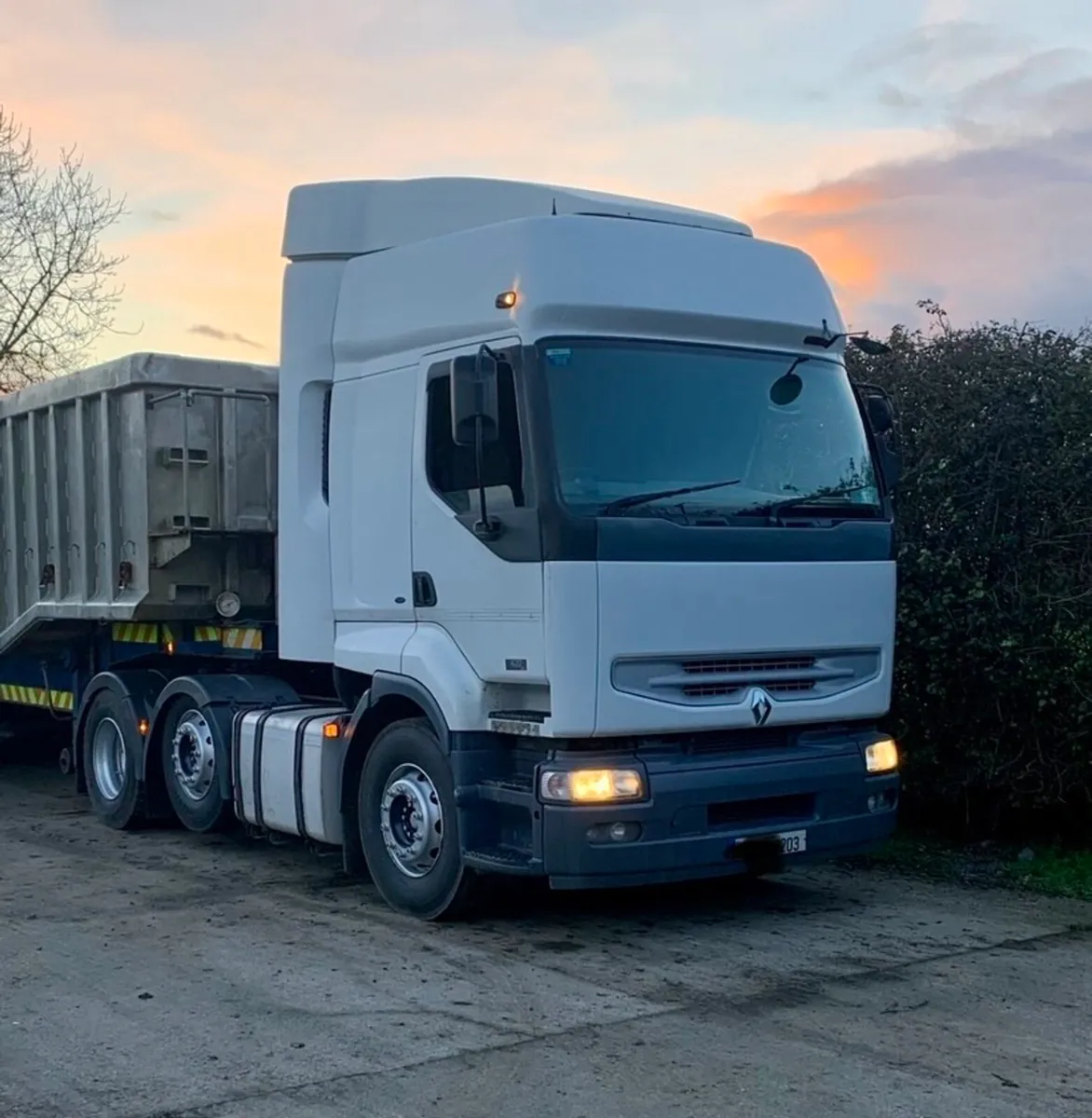 Renault premium - Image 1