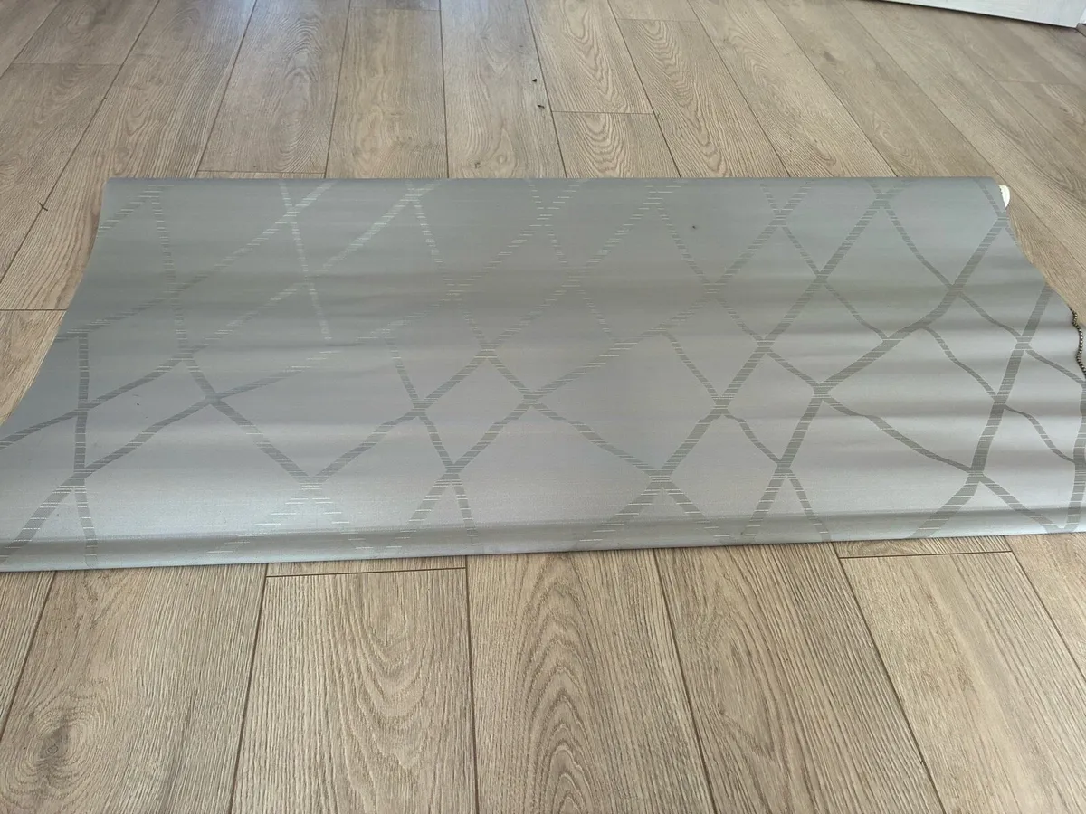 Selection of blinds - Image 1