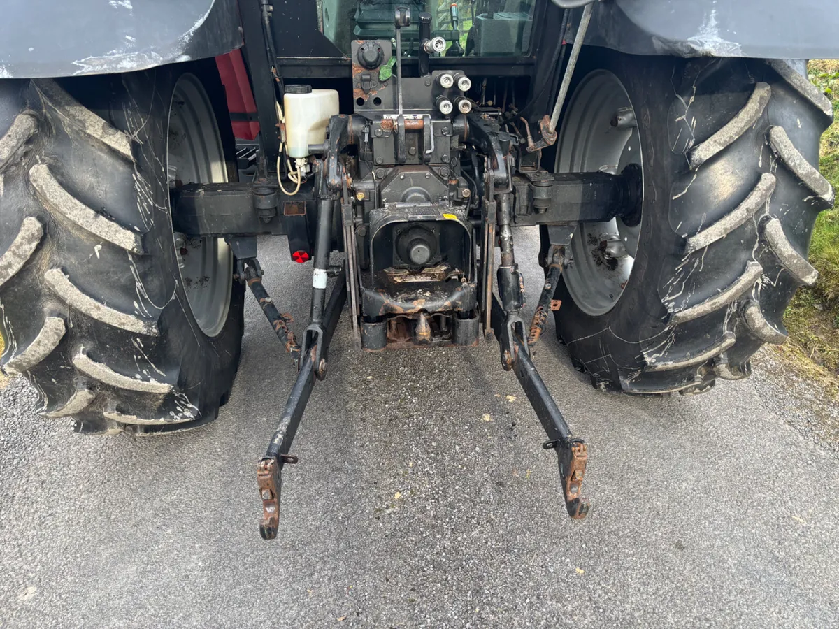 2009 Case JXU 75 - Image 4