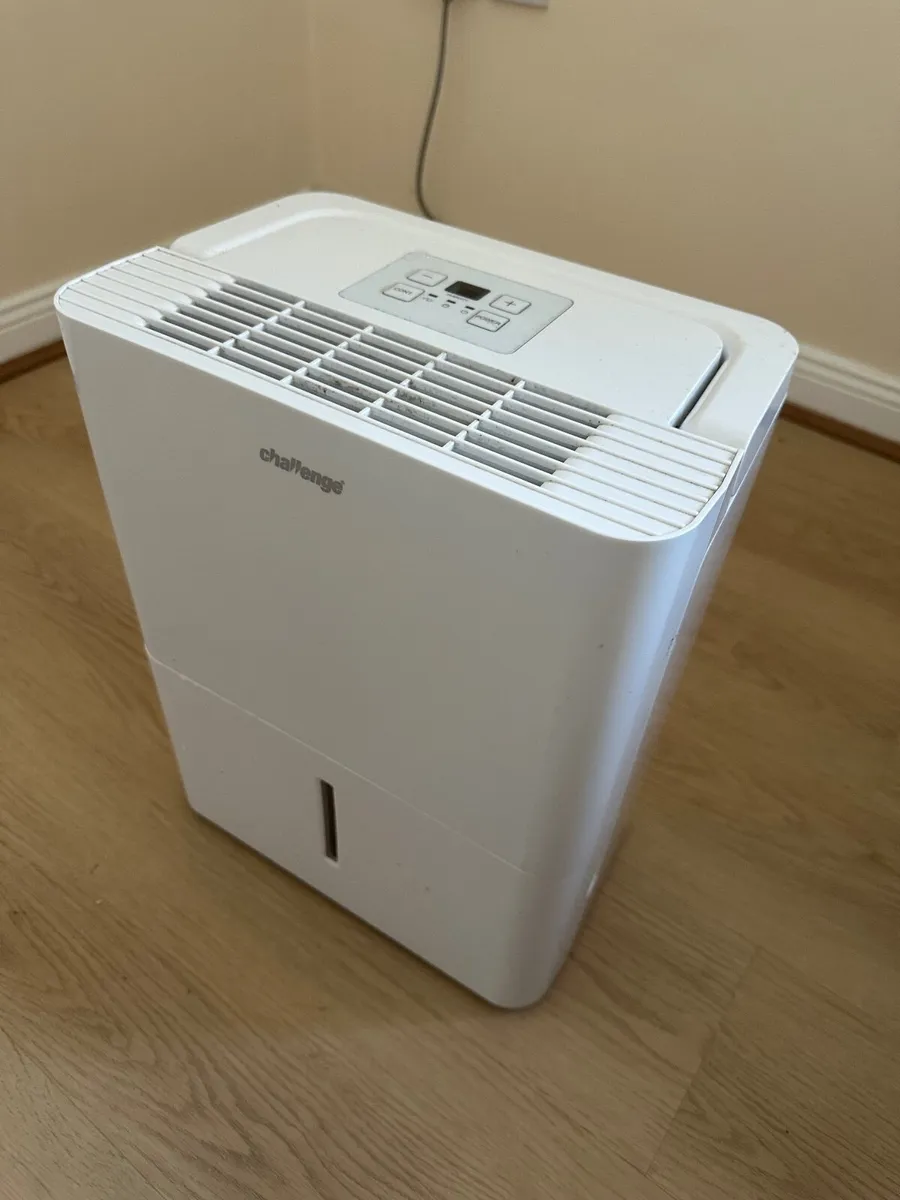 Air dehumidifier - Image 1