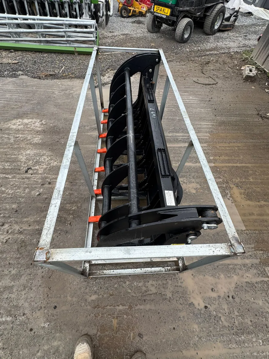Grass Fork Grapple to suit Skid Steer - Image 4