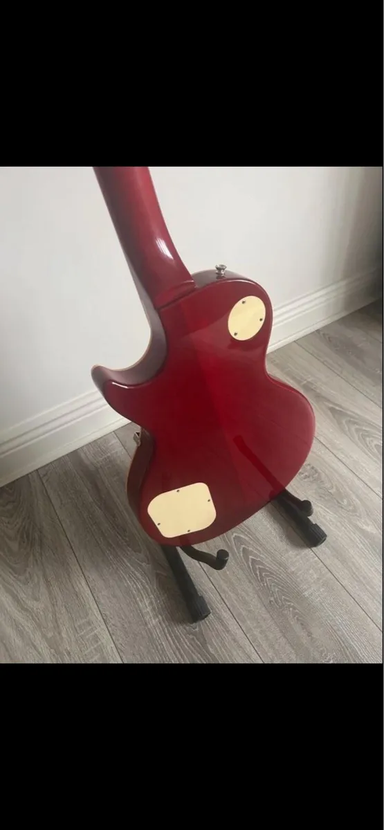 Electric Guitar - Image 4