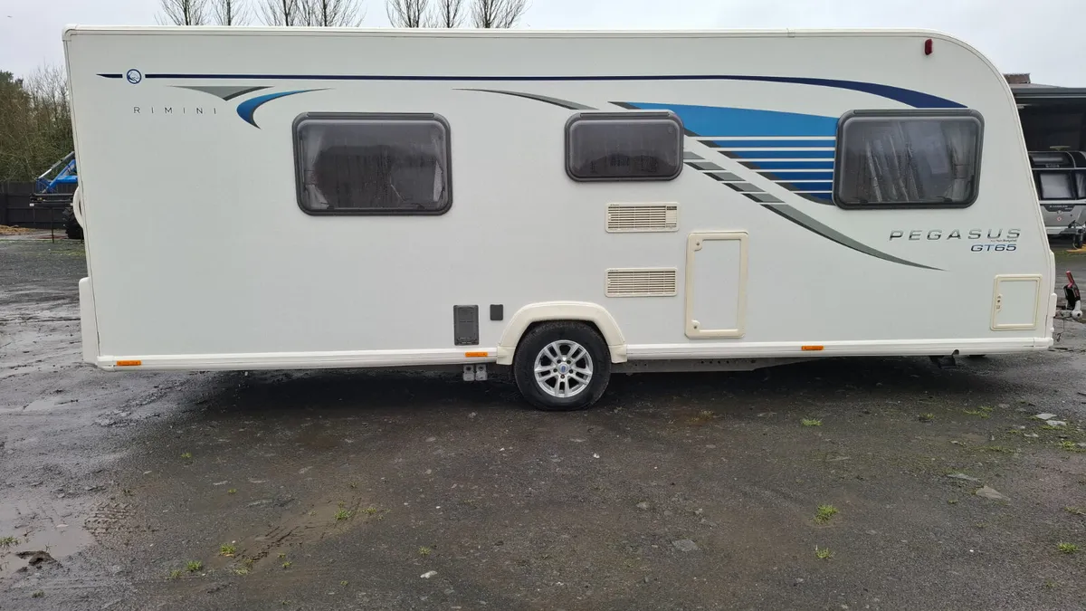 Bailey Pegasus GT 65 caravan - Image 3
