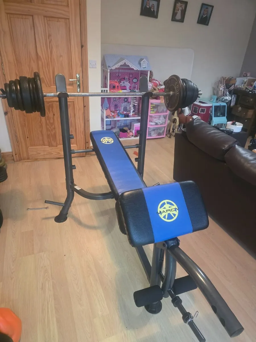 Bench & barbell & weights plates 70kg