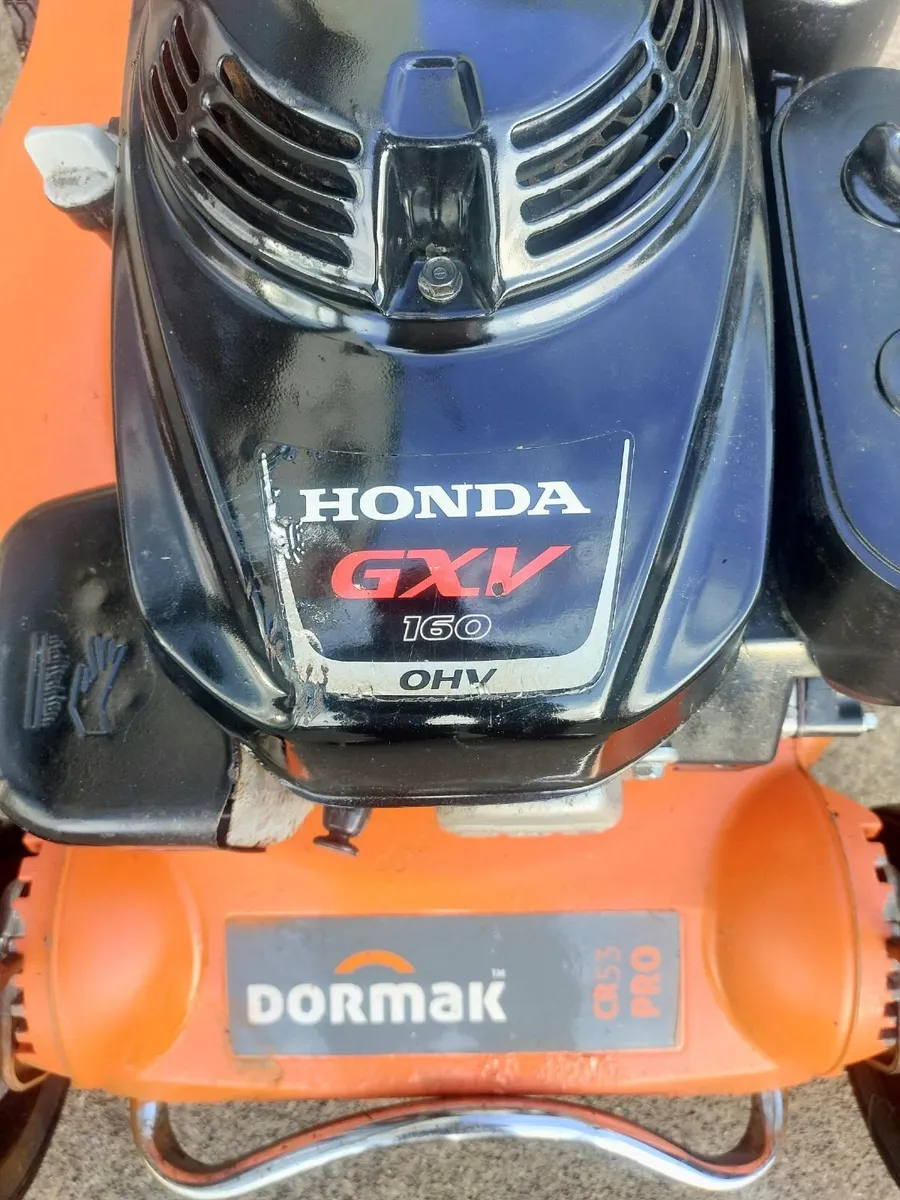 Self-drive lawnmower/Commercial grade - Image 1