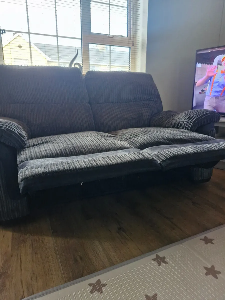 Sofa - Image 4