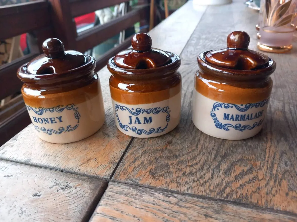 3 vintage stoneware jars, marmalade jam honey - Image 2
