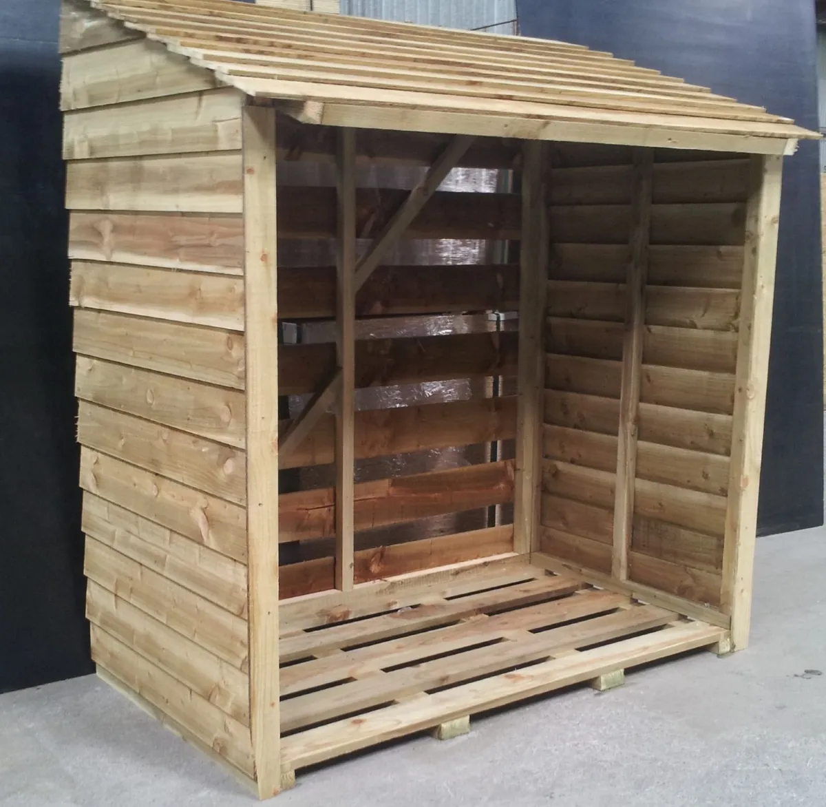 Log Store - Free Nationwide Delivery - Image 1