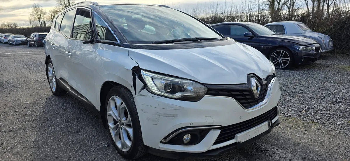 191 RENAULT SCENIC 7 SEATER - Image 3