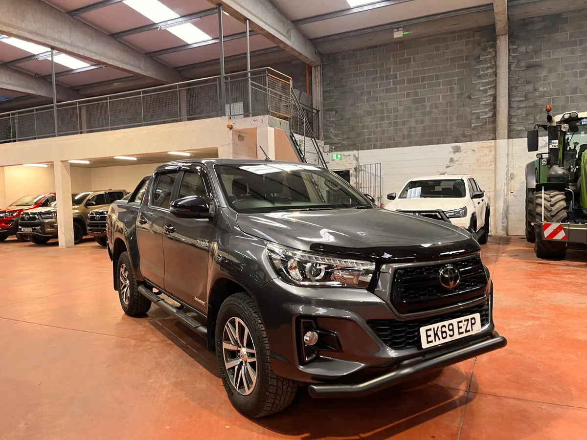 2019 Toyota Hilux 2.4 Invincible - Image 2