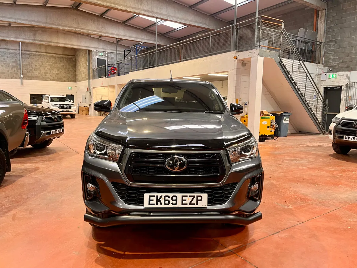 2019 Toyota Hilux 2.4 Invincible - Image 3