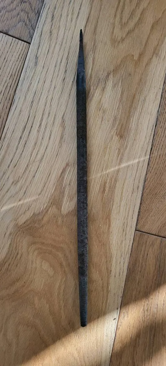 Pointy file, circa 18inches long. - Image 1