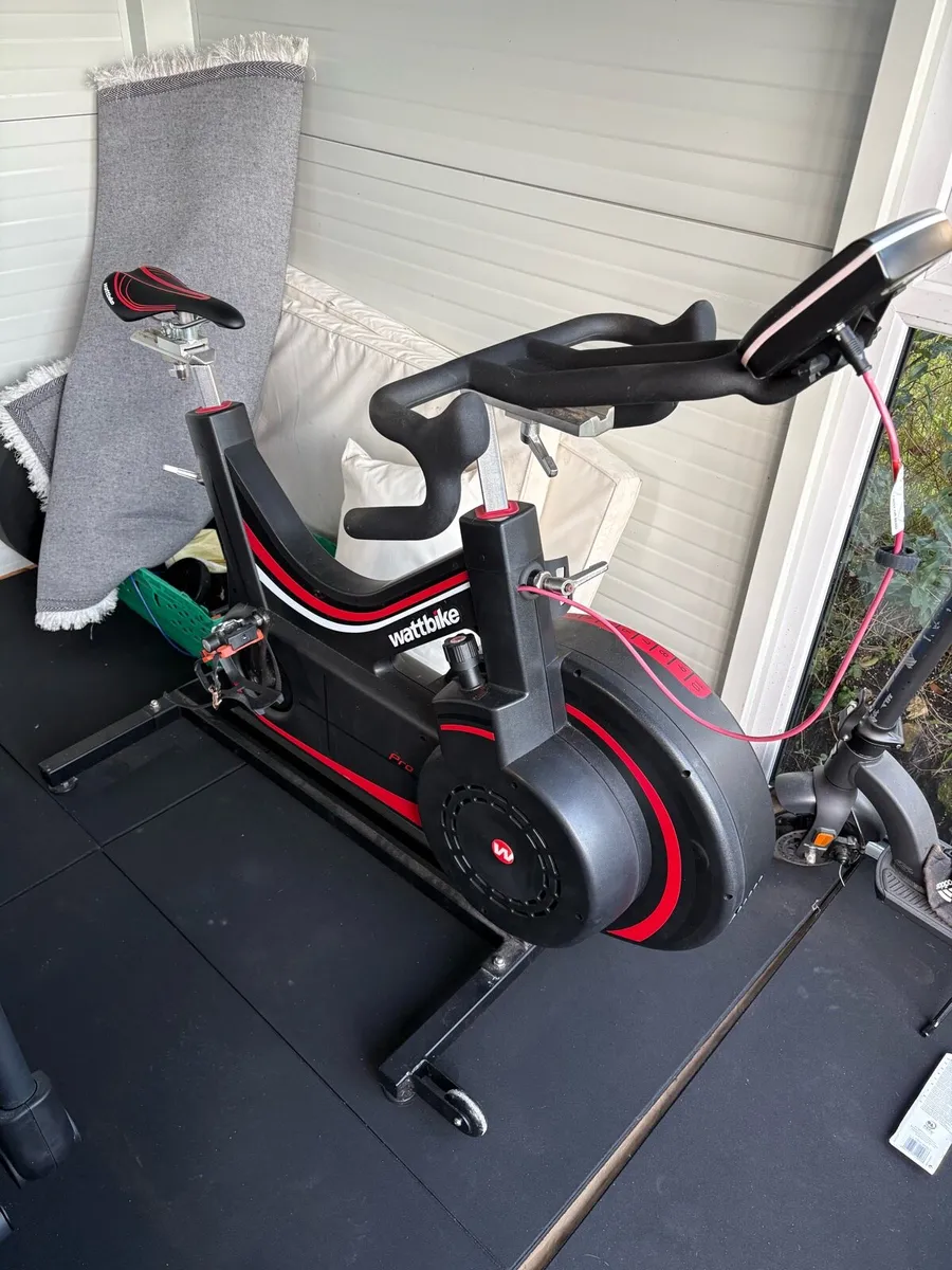 Wattbike Pro exercise bike - commercial gym qua - Image 4