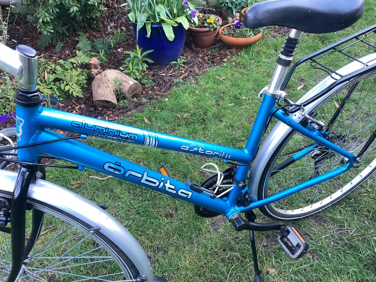 Ladies Hybrid Bike - Image 3