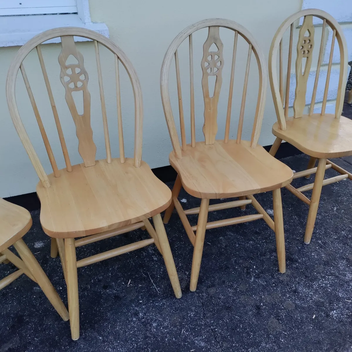 Kitchen chairs - Image 1