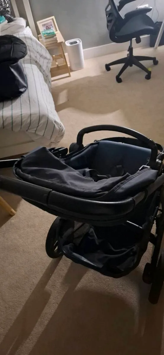 UPPAbaby Vista V2 Buggy + Bassinet + Toddler Seat - Image 2