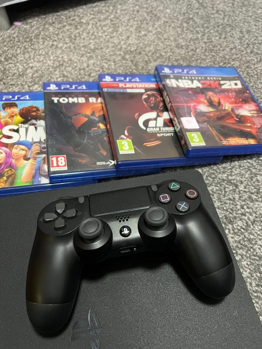 PlayStation 4 - Image 2