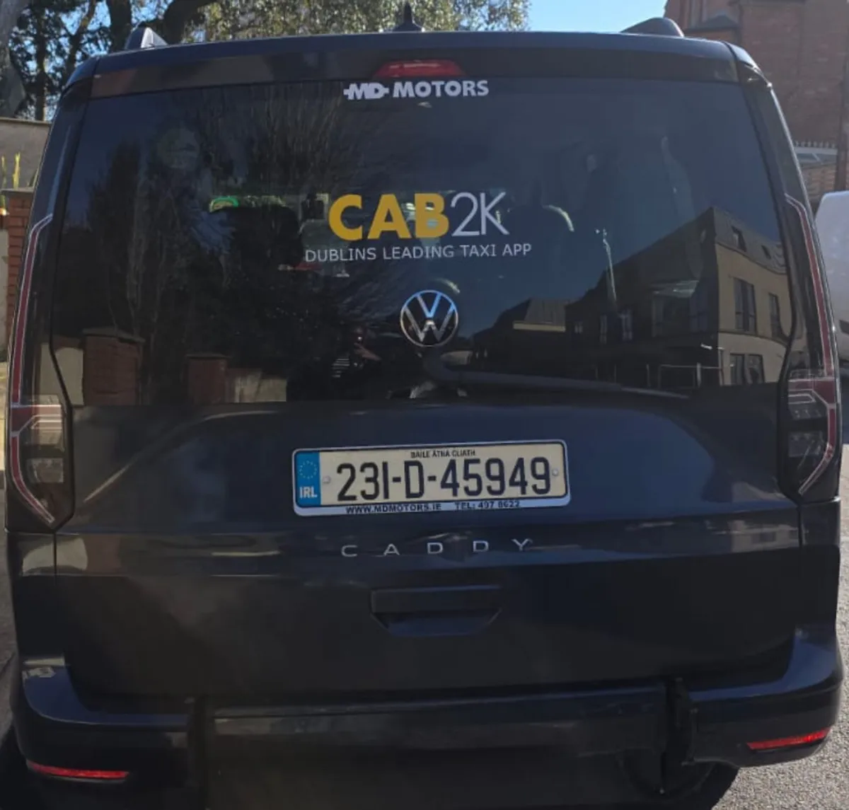 Taxi Volkswagen Caddy Hybrid Diesel - Image 3