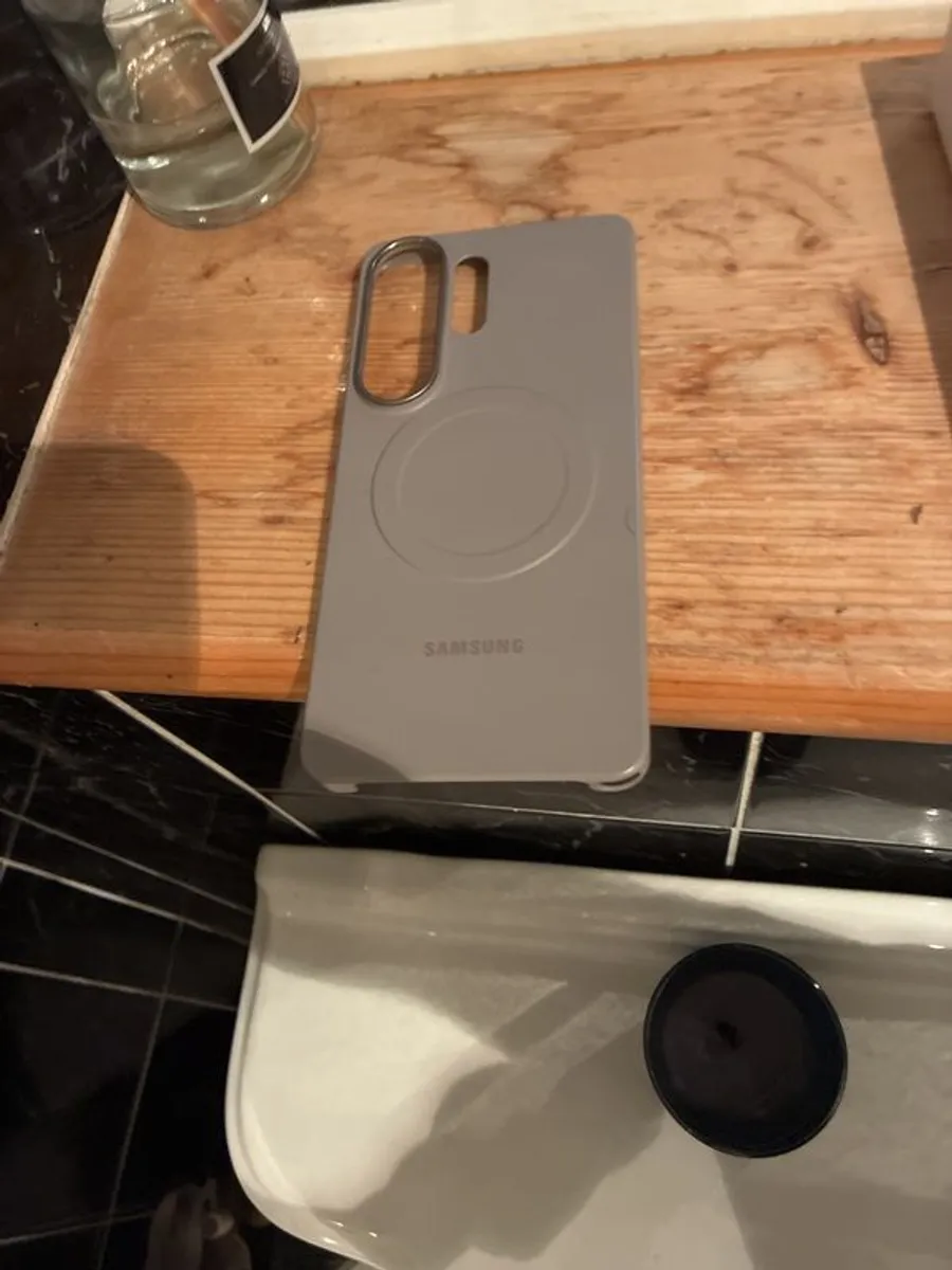 samsung s26 ultra 3 days old with receipt from Samsung - Image 3