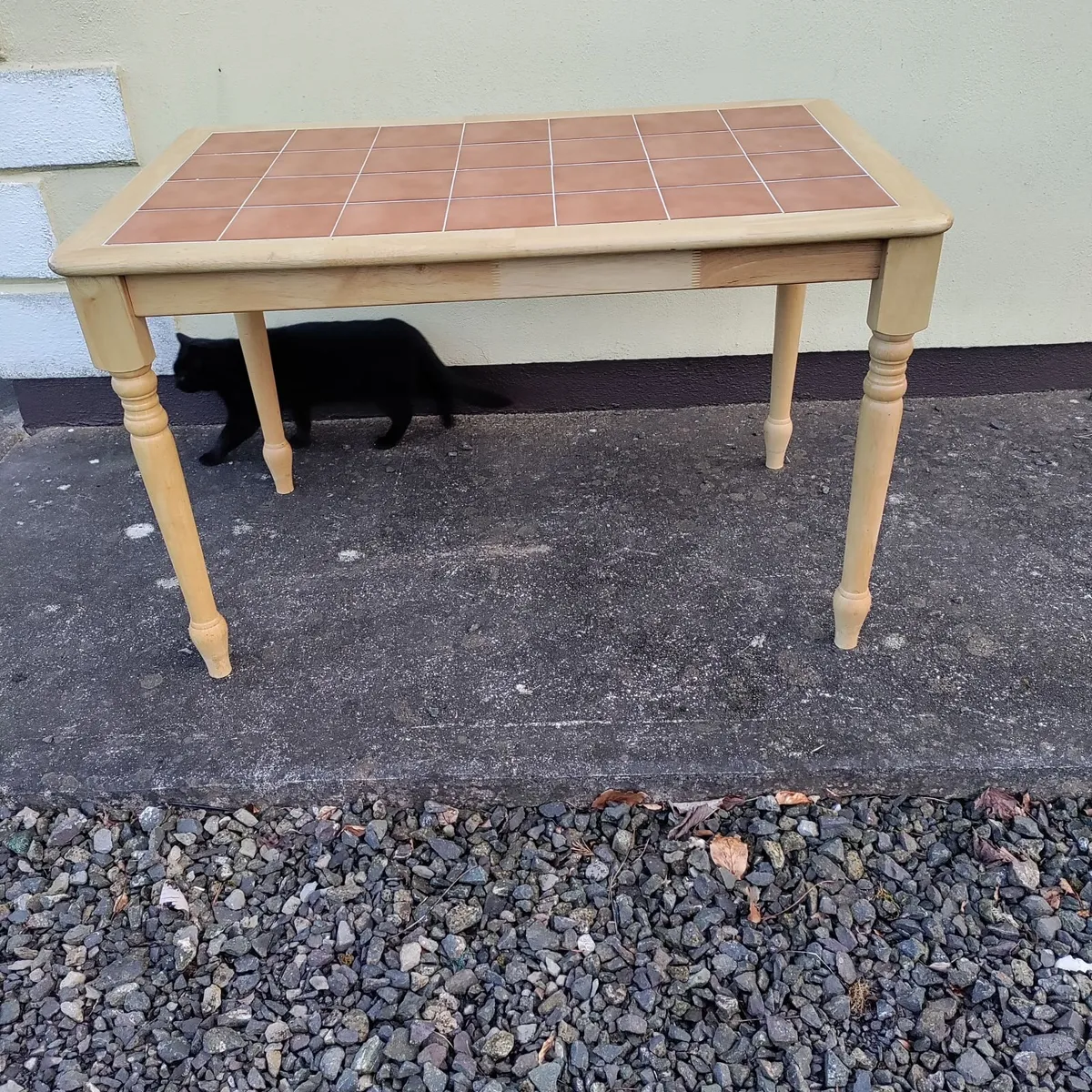 Kitchen table - Image 3