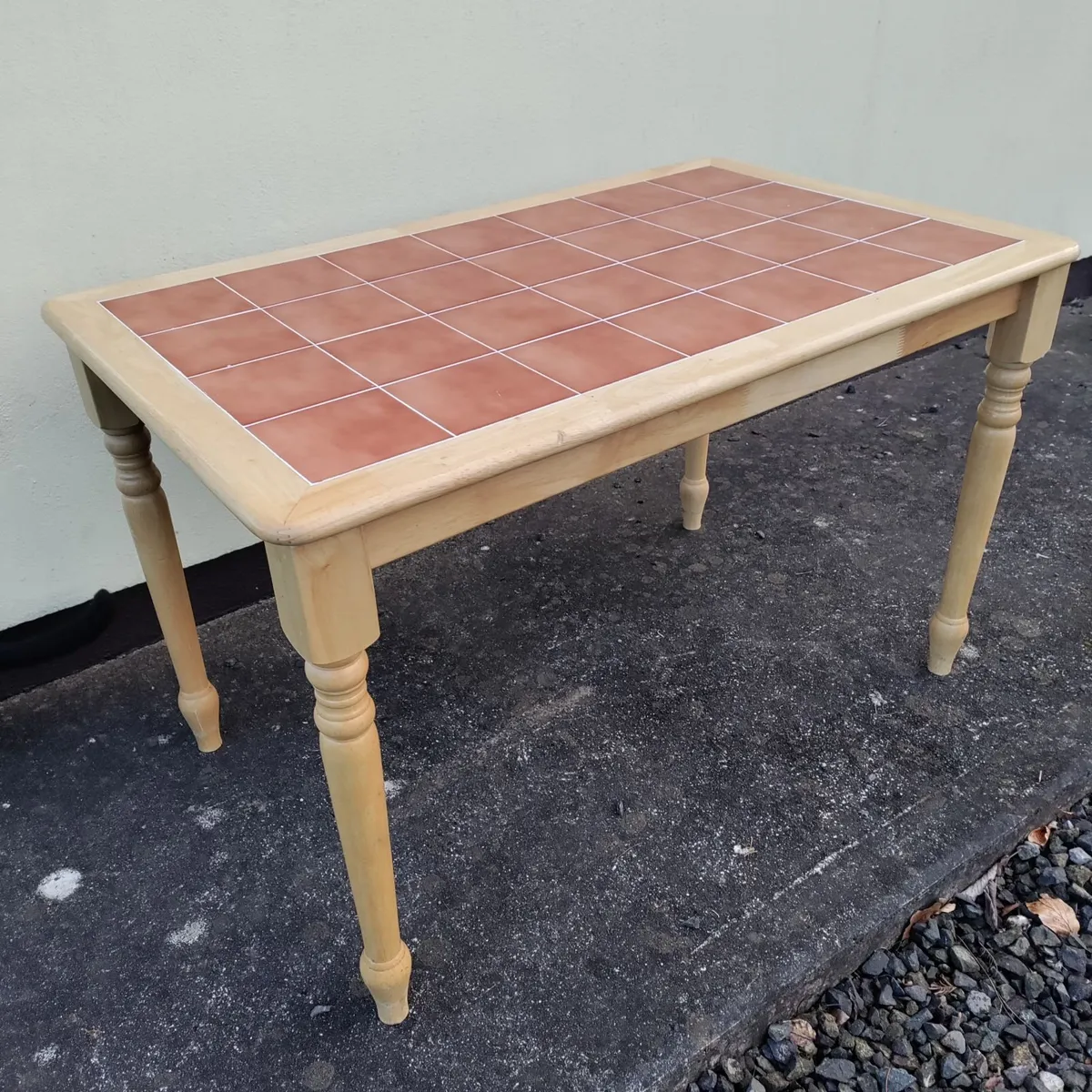 Kitchen table - Image 2