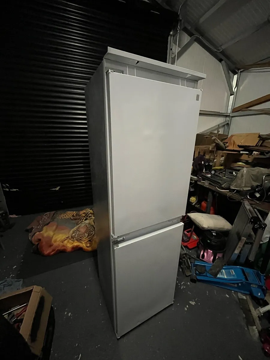 Whirlpool integrated Fridge Freezer - Image 1