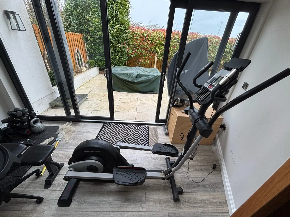 Cross trainer for sale - Image 1
