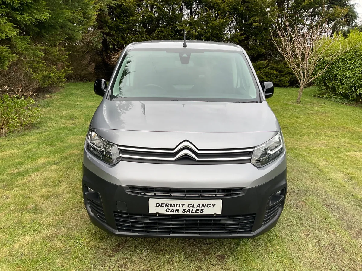 2024 Citroen Berlingo DRIVER EDITION *(10,036Mls)* - Image 2