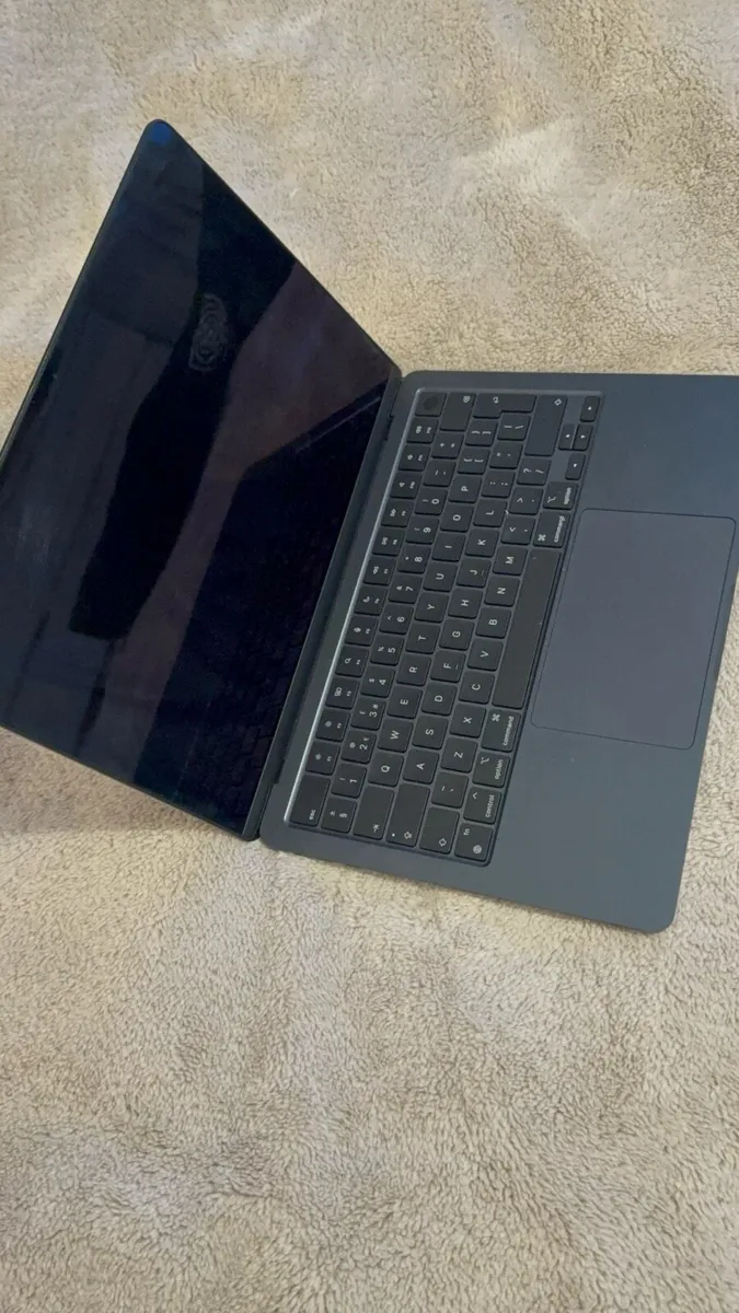 2024 Mac book pristine condition - Image 3