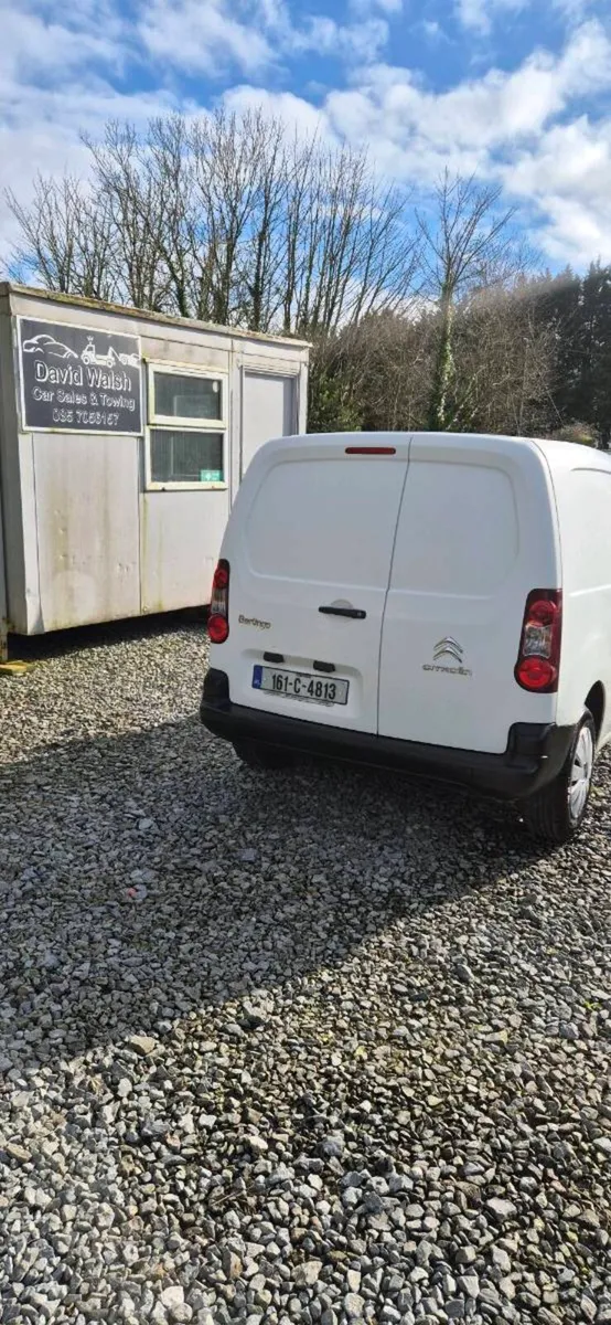 Citreon berlingo Full year test &Taxed €5000 - Image 2