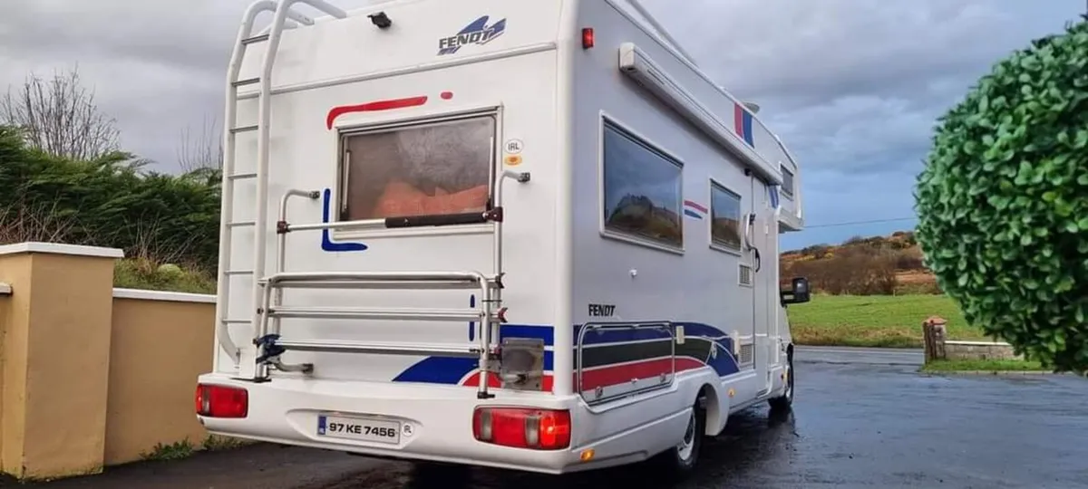 Fiat camper 6Bert Fixed bed - Image 3