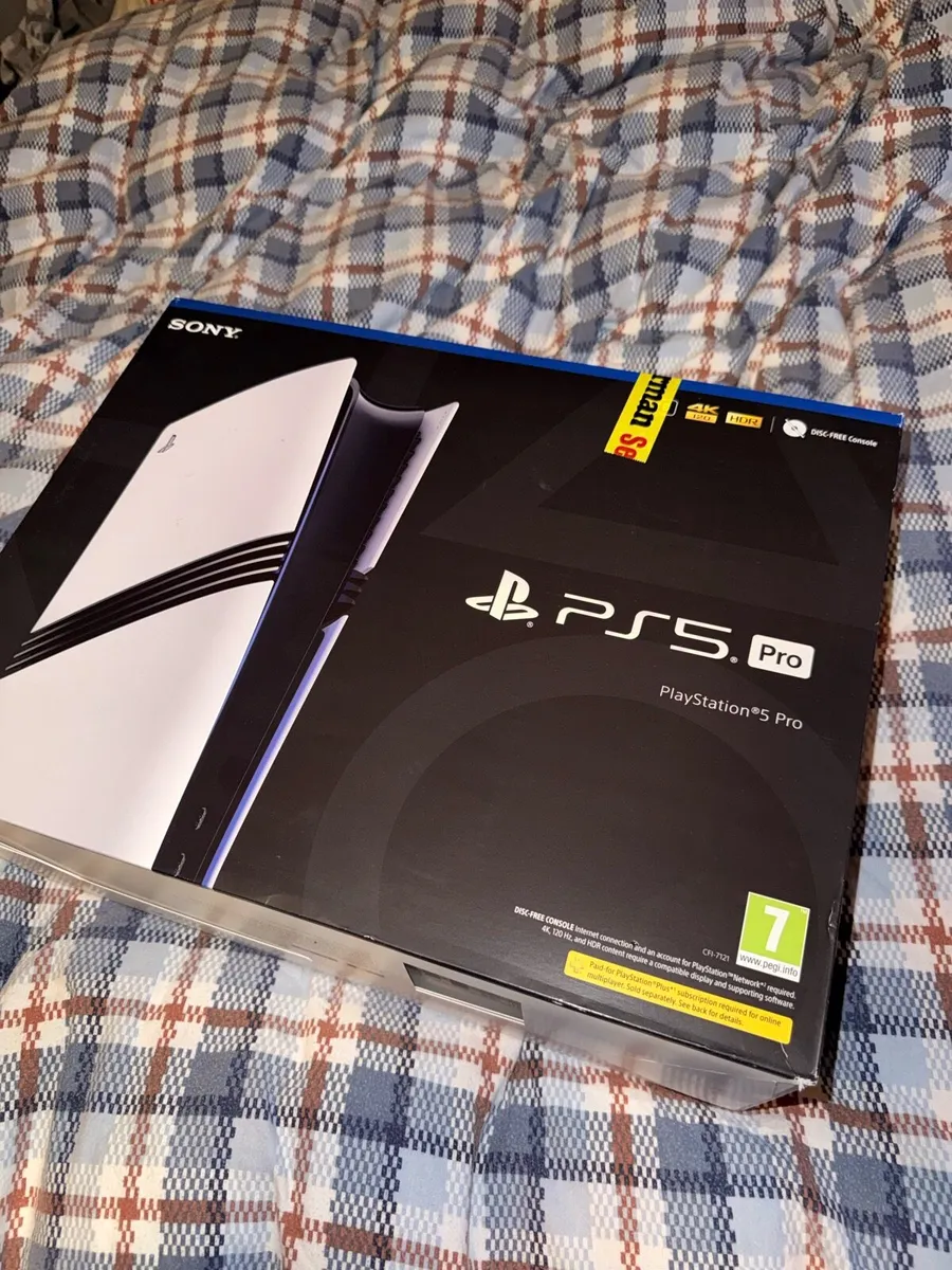 Ps5 Pro 4k 120 HDR BRAND NEW IMMACULATE CONDITION - Image 1