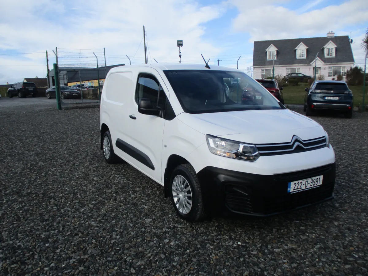 Citroen Berlingo 2022 lx 100bhp - Image 1