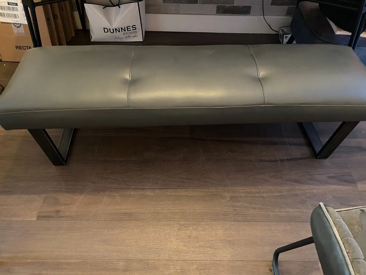 Dining room table and bench - Image 3