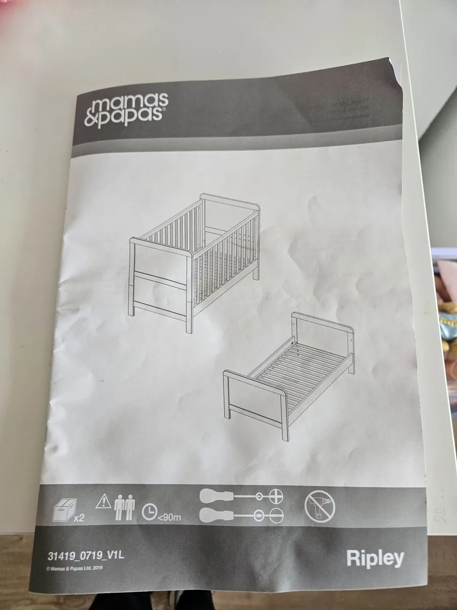 Mamas and Papas Cot Bed - Image 3