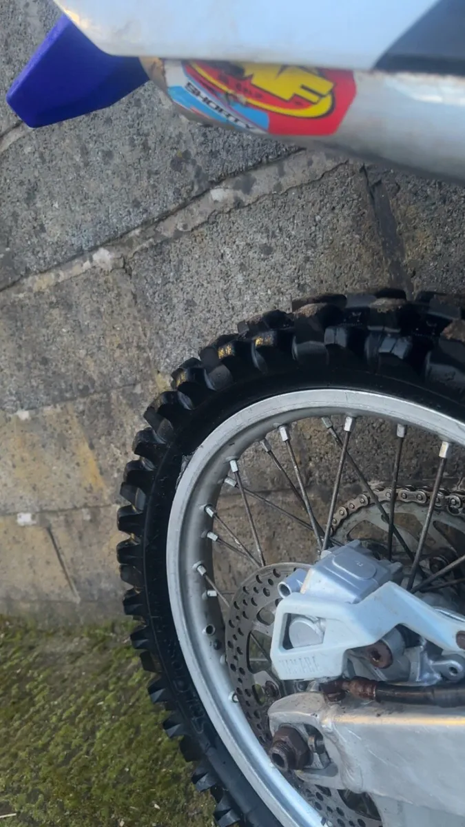 Yamaha dirt bike - Image 4
