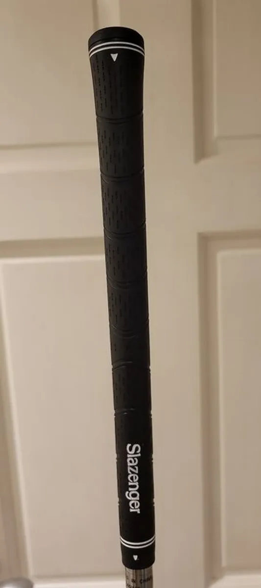 Slazenger V300 LEFT HANDED Pitching Wedge - Image 4