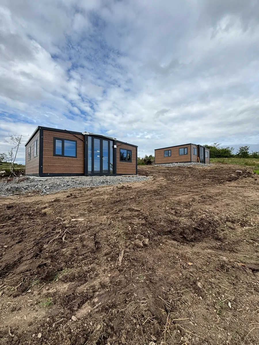 Sheds/footpath/shuttering - Image 4