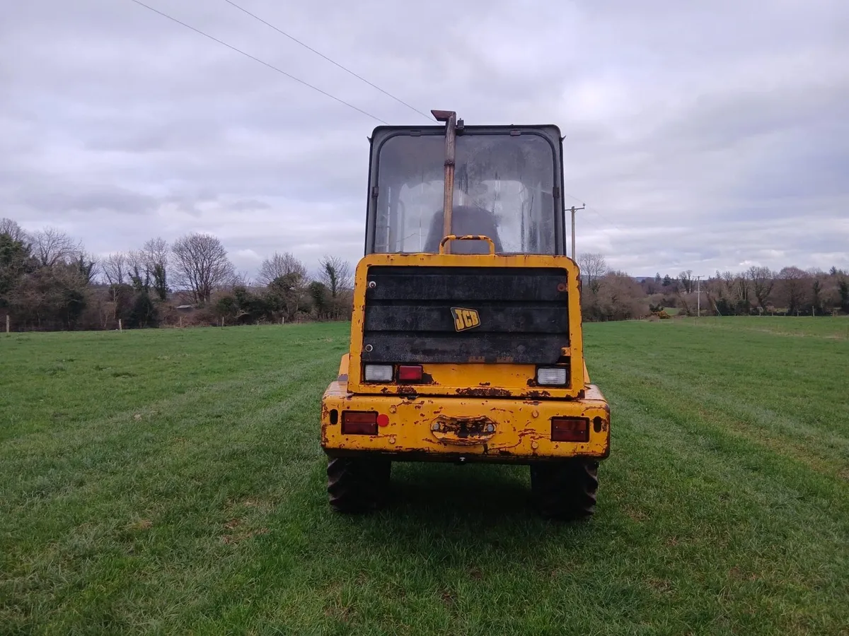 Jcb 406 Farmmaster Loading Shovel - Image 3